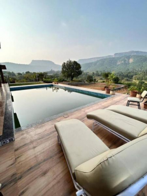 The Natures Grove Valley Villa, Pavna